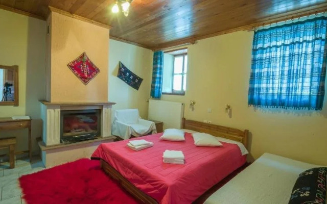 To Petrino Guesthouse