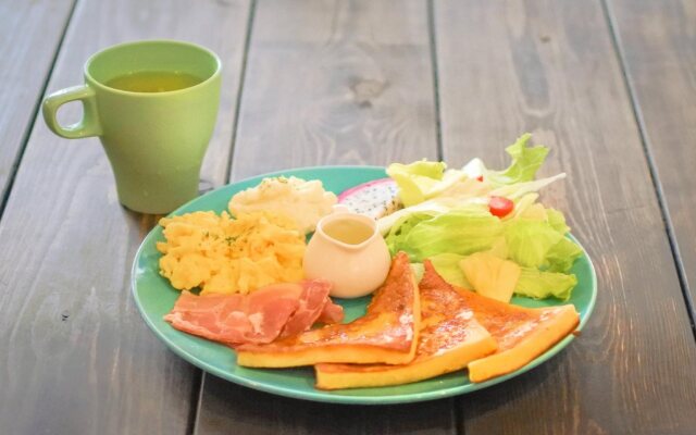 Green Hotel - West District