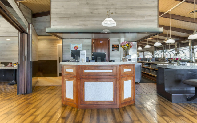 Best Western Dry Creek Inn