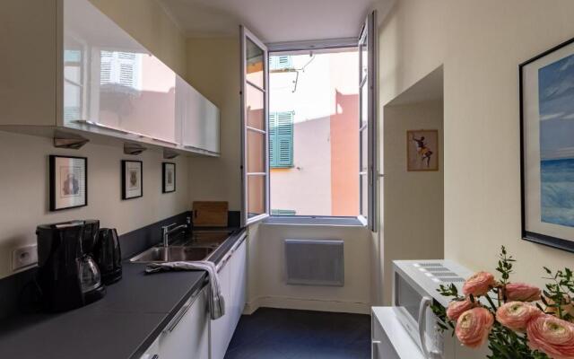 06E - Le Cool & Cosy-T2 climatisé au cœur du vieux Nice