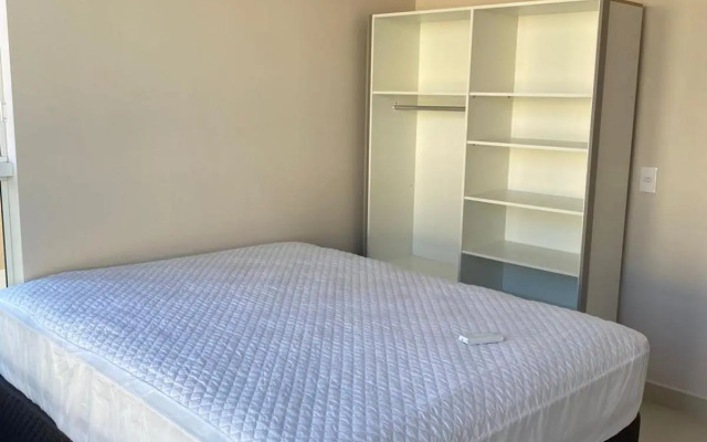 Apartamento a 50 metros da praia de canto grande