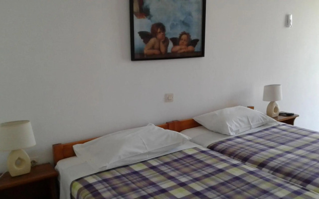 Petasos Apartments