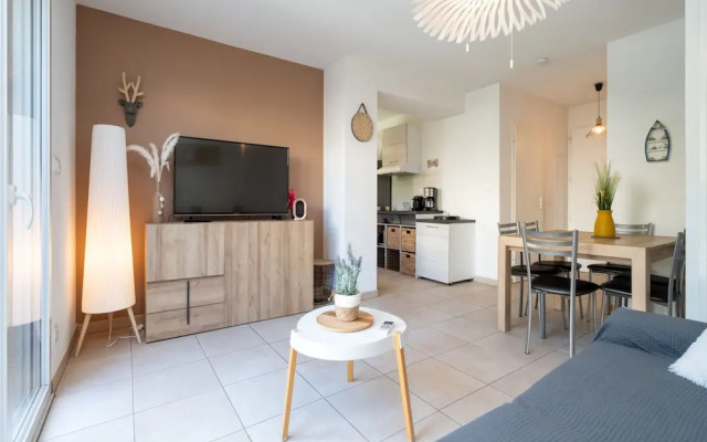 Sunny Villa Stay in Serignan