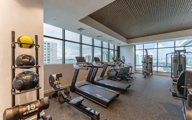 Arcadia Condo Suites