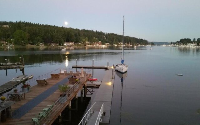 Waterfront Inn