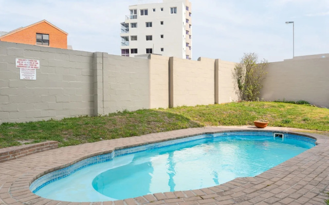 Monte Blu B8 - Adults Only