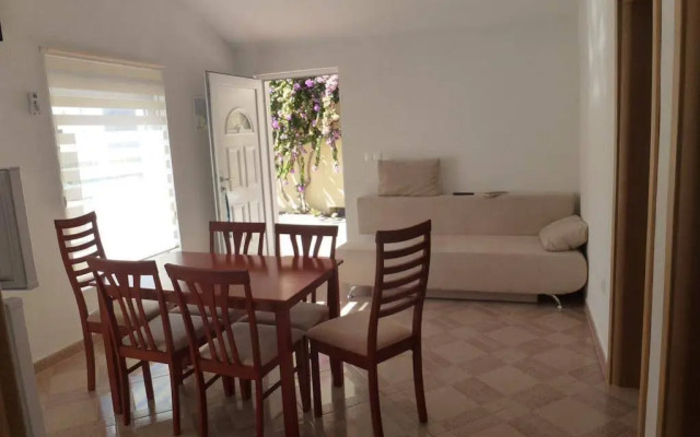 Villa Ani