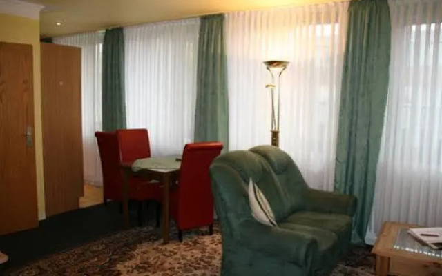 Albertus Paris Stadt-Aparthotel