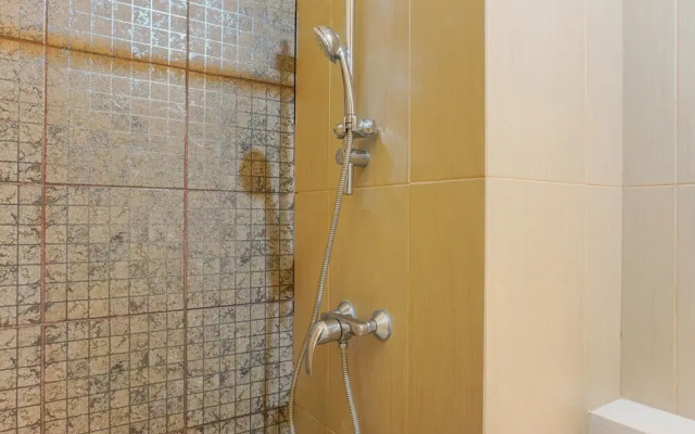 Fully Furnished With Cozy Studio Gp Plaza Apartment