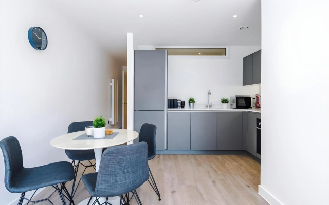 Hilltop Serviced Apartments - Piccadilly