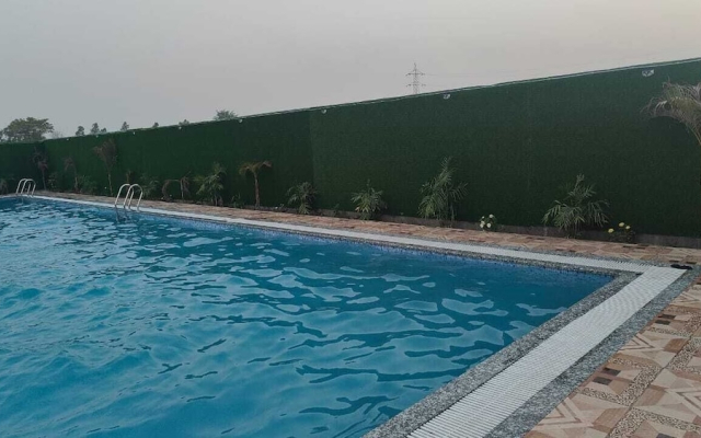 Shiva Palace by Golden Leaf Hotels