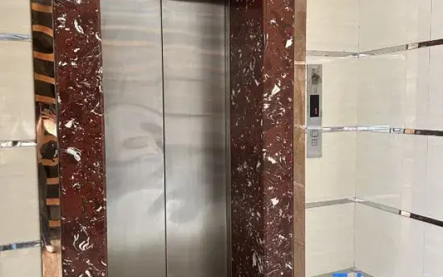 Xinyi Jiangnan Express Hotel