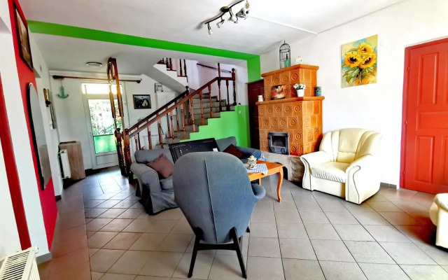 Dolce Villa Balaton Gyöngyvirágház