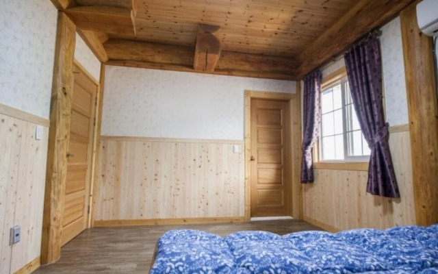 Boryeong Bulbitmaroo Pension