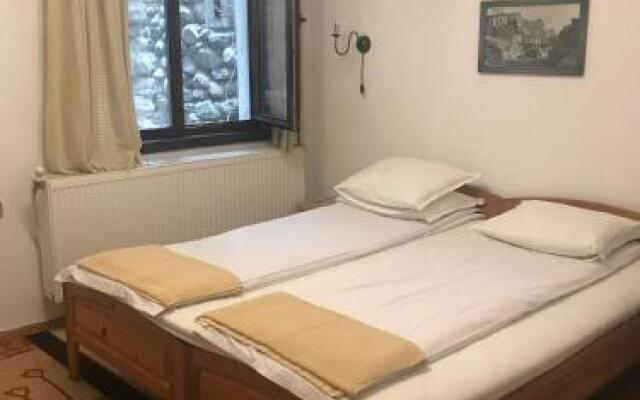 Toni's Guest House