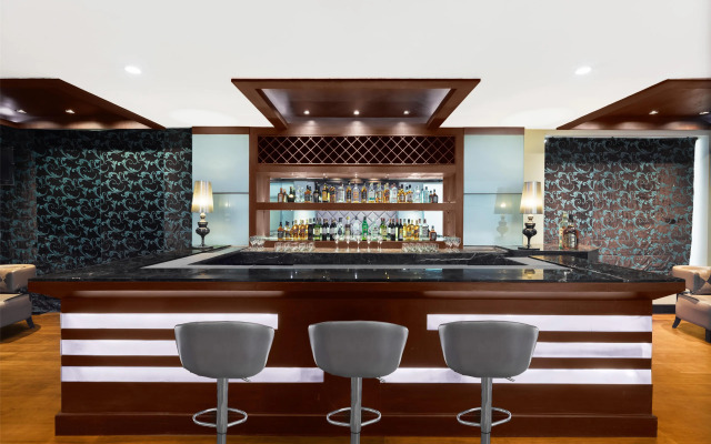 Country Inn & Suites by Radisson, Gurugram Sector 12