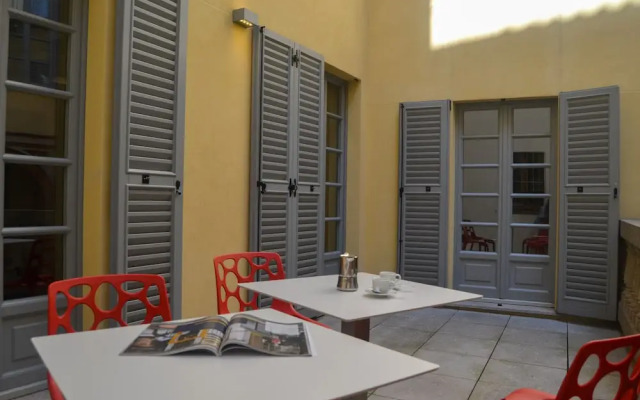 JOIVY Modern Apartments Close To Sforzesco Castle