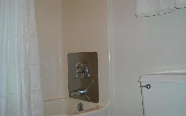 Red Carpet Inn Greensboro