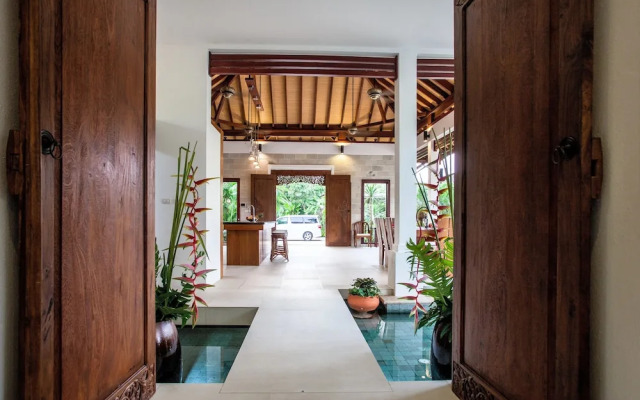 Baan Pinya Balinese Style Aonang Pool Villa