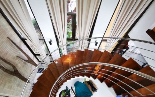 YiZen Boutique Phutara 5 Bedroom Villa