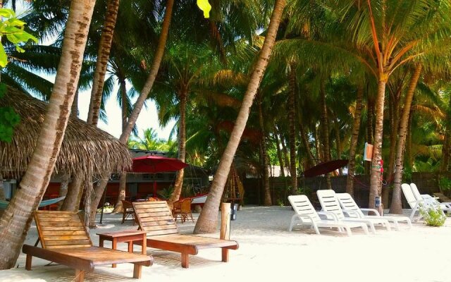 Vashafaru Inn