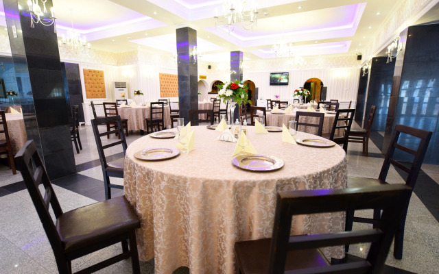 Pensiunea Sarmis Cristal