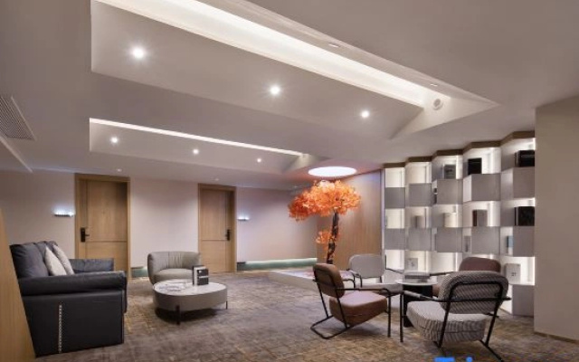 pure clouds Hotel