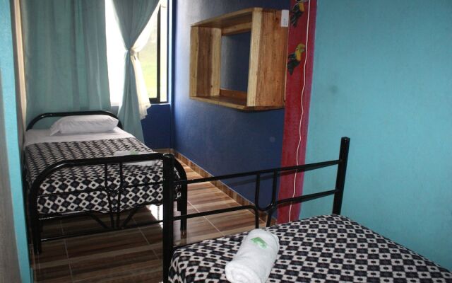 Cabinas Cascada Rio Celeste