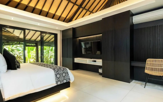 Villa Kubu Dewi Sri by Villa Finder