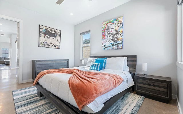 Trendy 3 Bedroom in South Austin!