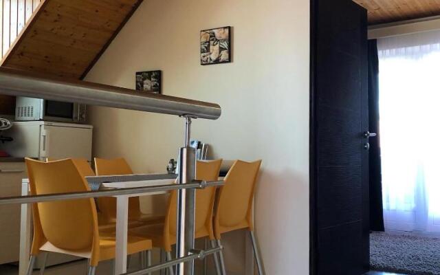 Bier-Lak Apartman House 71