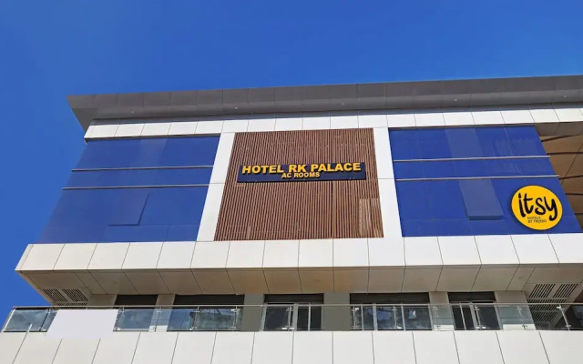 Itsy Hotels Rk Palace