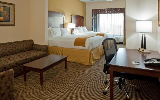 Holiday Inn Express Hotel & Suites Austin South - Buda