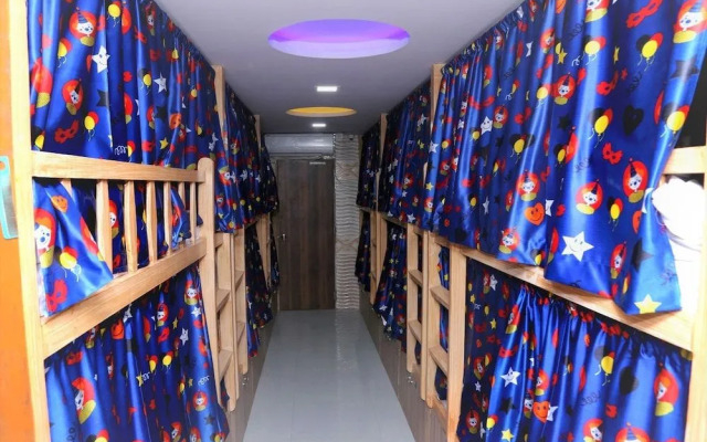 Delta Dormitory - Hostel