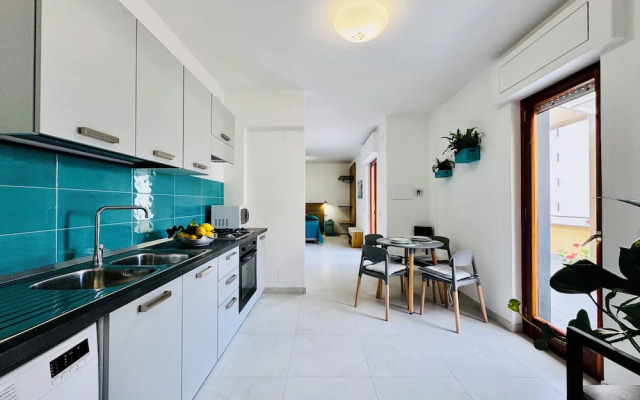 YourHome - Blu Jade House