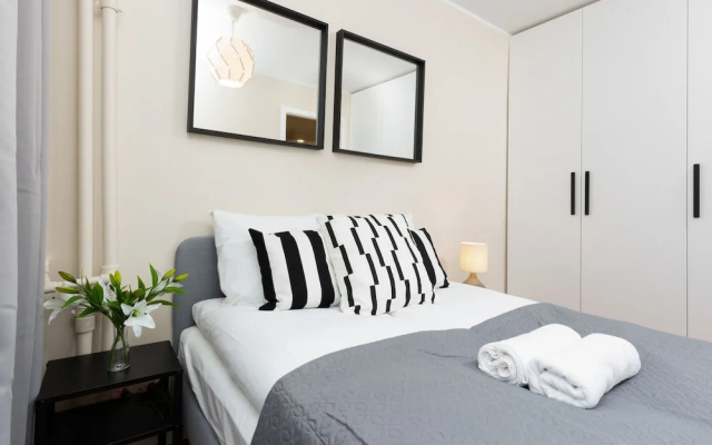 Apartment Warsaw Krolewska by Renters