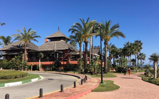 29736 - Beachside Apartment