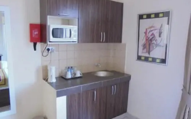 Magharibi Suites Hotel
