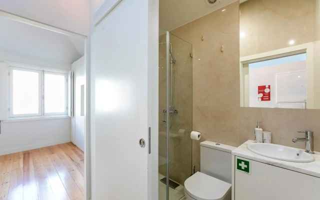 LovelyStay - Cozy 1BR in Santa Catarina w/ Balcony