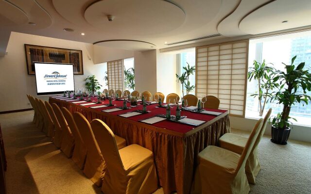 Howard Johnson by Wyndham Huaihai Hotel Shanghai