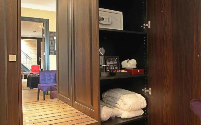 Restaurant, Hotel & Spa Savarin