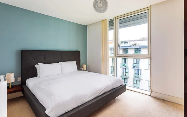 City-Close 1-Bed Apartment near Tower Hill