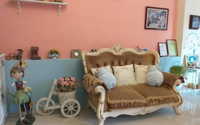 Rose Castle Hostel