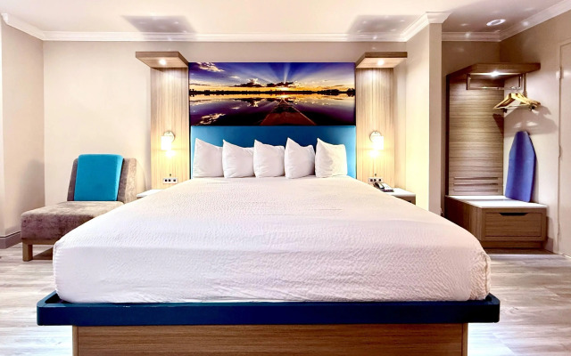 Days Inn by Wyndham Los Angeles LAX/Redondo/Manhattan Beach