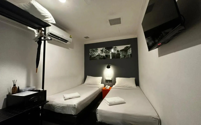 Check-Inn at Little India