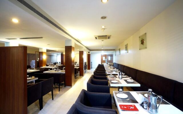 Hotel Geetha Regency
