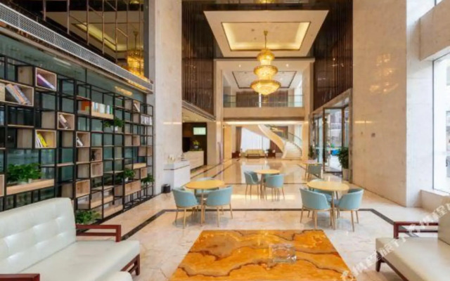 Shangpin Bojia Hotel (Shenzhen Songyuanxia Metro Station Capitel Branch)