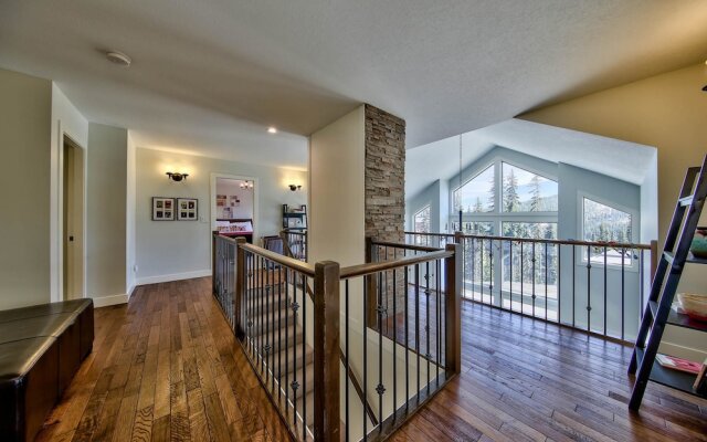 Peaks Retreat And Suite By Bear Country
