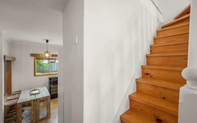 Stylish 3 Bedroom Townhouse - Hobart CBD
