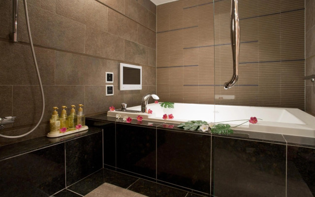 Hotel and Spa Lotus Modern – Adults Only